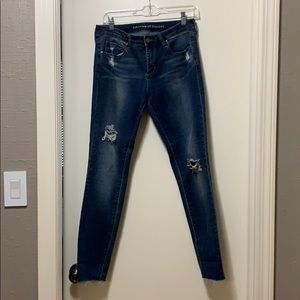 Slightly Ripped Jeans